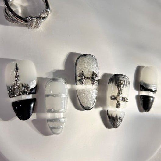 Detachable Clip On 2-in-1 Style Press-on nails