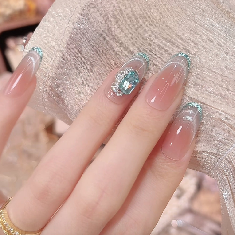 Icebloom Tip Cat-Eye French Press-On Nails