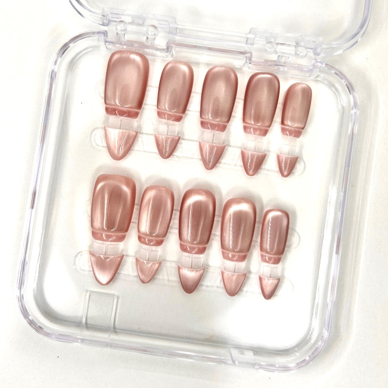 Detachable Clip On 2-in-1 Style Press-on nails